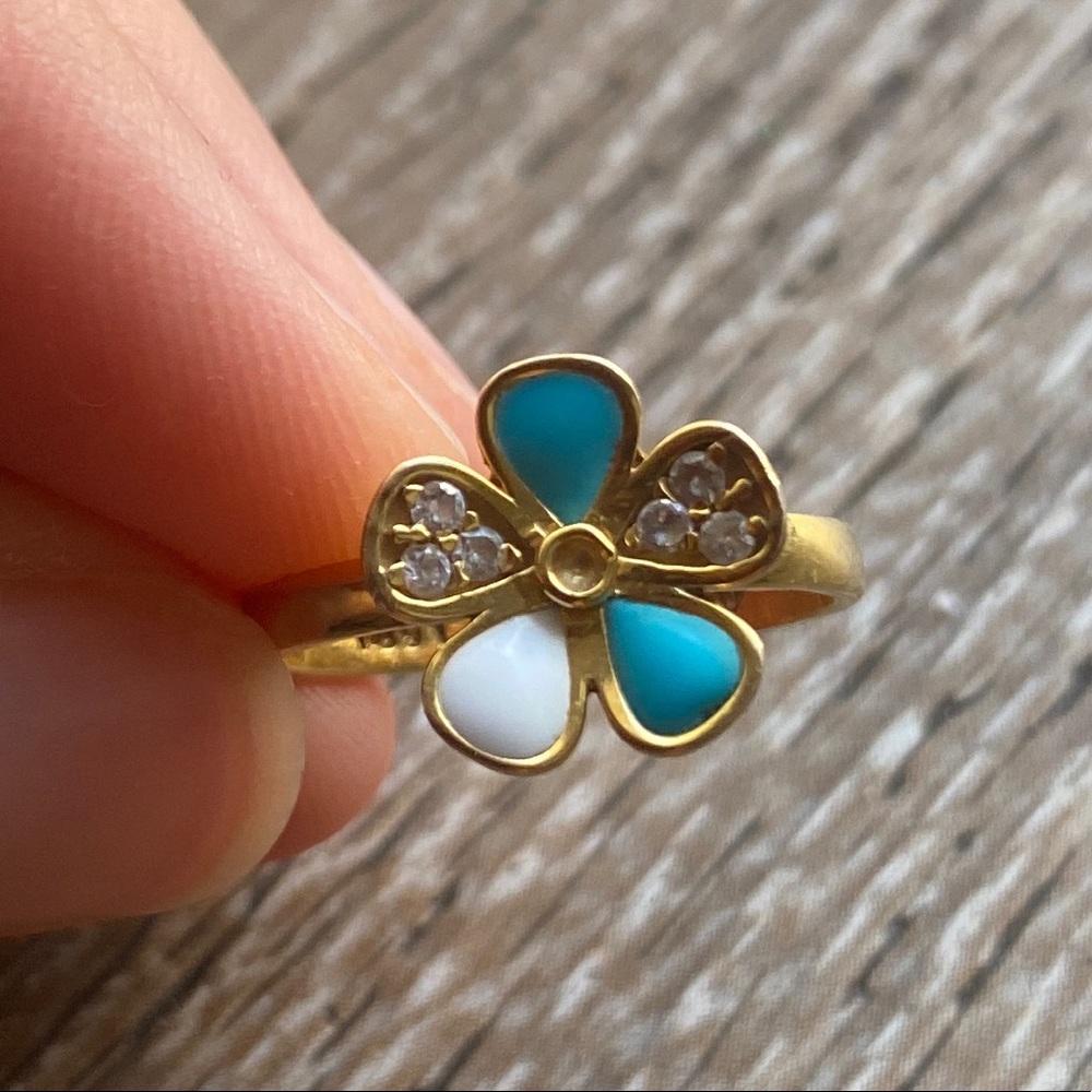 18K Gold Flower Ring